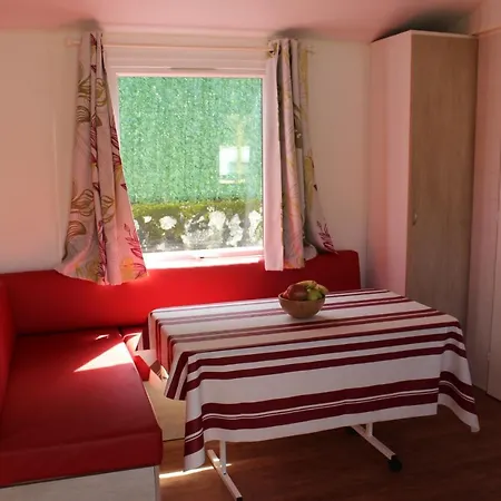 Playa Arenillas Camping Islares